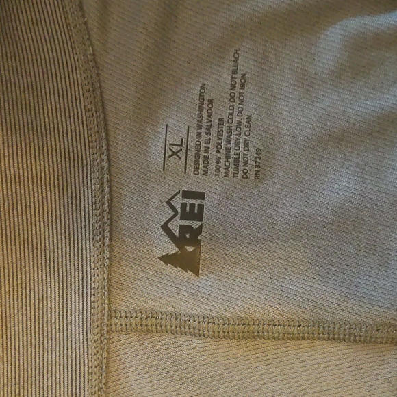 Rei long sleeve shirt - Picture 3 of 3